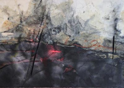 Μικτή Τεχνική : Χειροποίητα χαρτιά, σπρέυ μελάνι ακουαρέλα, φως, πάνω σε πλέξιγκλας. Διαστάσεις : 40Χ60Χ!6 εκ.